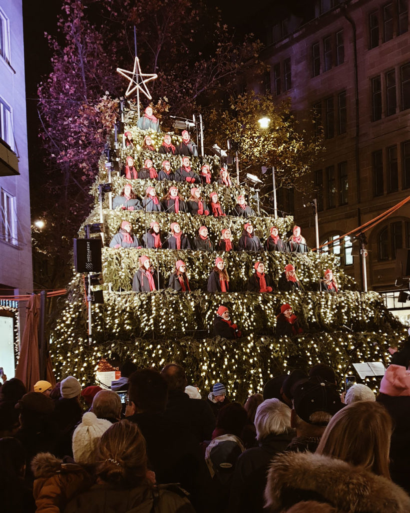 Albero Di Natale Zurigo.Mercatini Di Natale A Zurigo I 6 Piu Belli Giada Galbignani